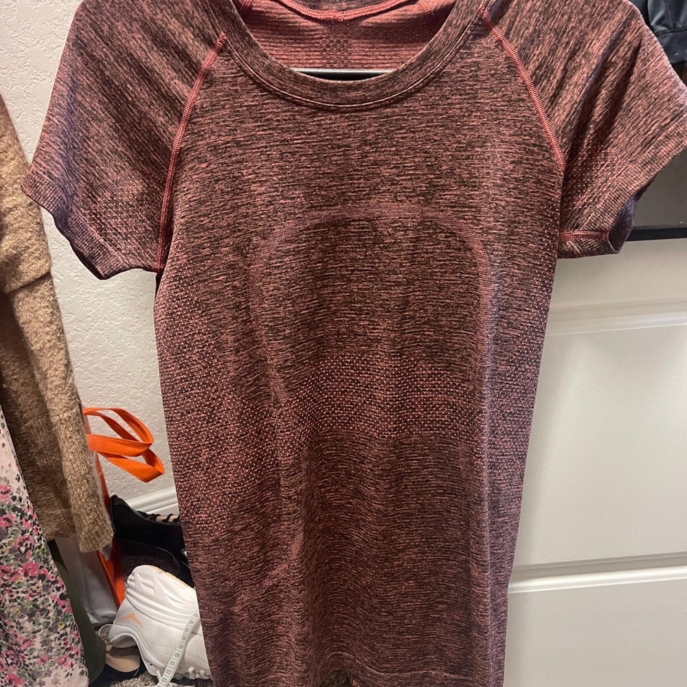 Lululemon short sleeve swiftly